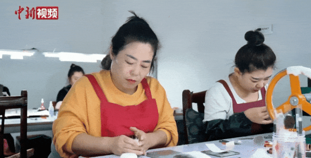 真有“两把刷子”！冰球突破网站沧州(图2)
